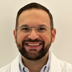 Dr. Ramón Señeriz Olivencia